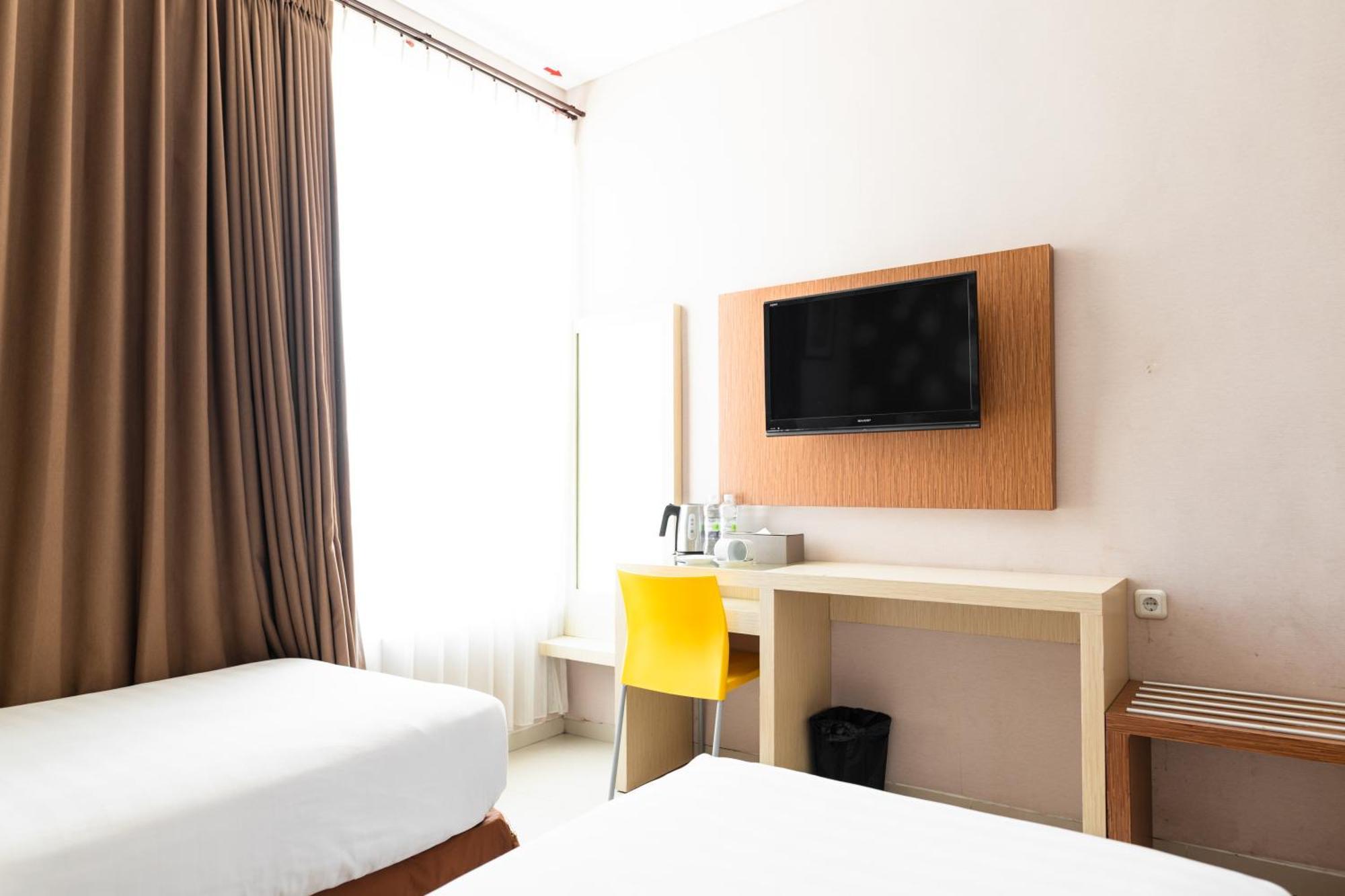 Neo Cempaka Hill Hotel 젬벨 외부 사진