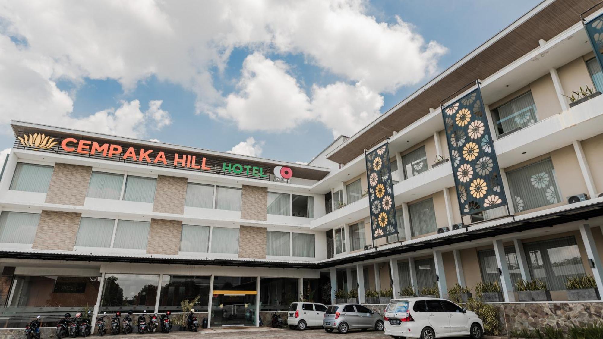 Neo Cempaka Hill Hotel 젬벨 외부 사진